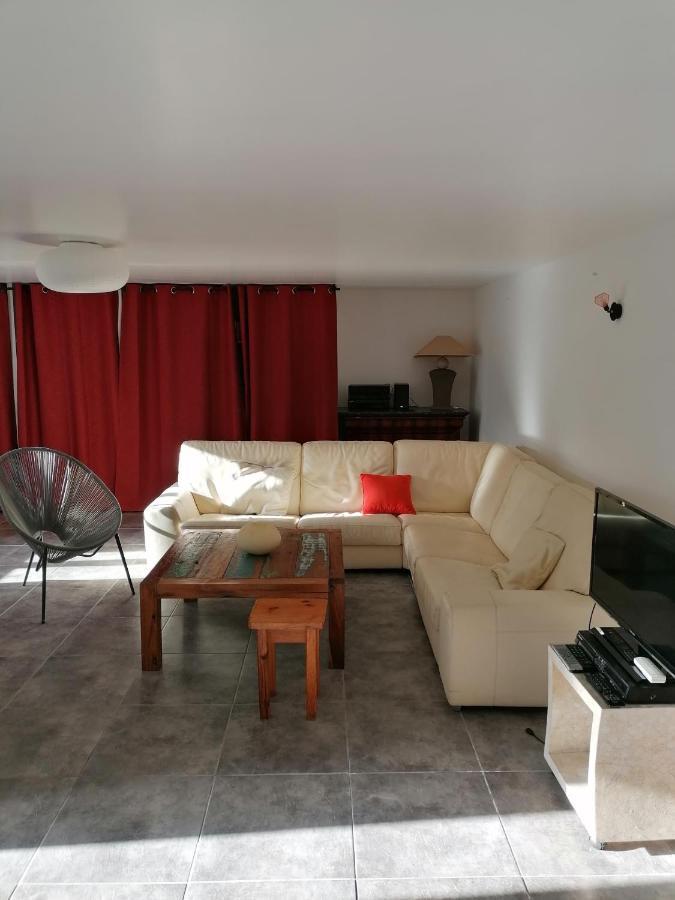 Maison Renovee En Pierres Sejour Spacieux Avec Jardin Et Terrasse Amenagee Pres Omaha Beach & Bayeux A 5Mn De La Mer Tous Commerces Commes Exterior photo